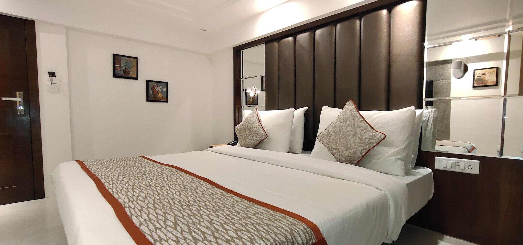 Hotel Supreme - Cuffe Parade Мумбай Екстериор снимка